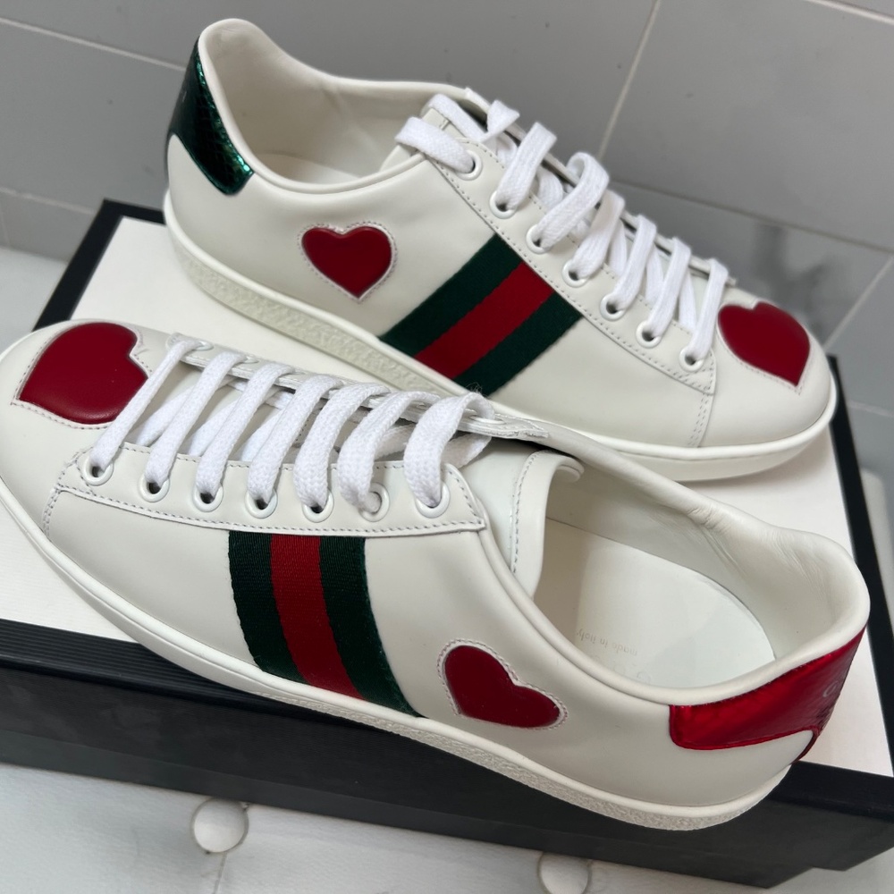 ♥️ GUCCI Ace Heart Sneakers NIB ♥️ - Picture 5 of 6